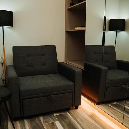 Blackhaus Family And Friends Deluxe Apartment 塞萨洛尼基 外观 照片